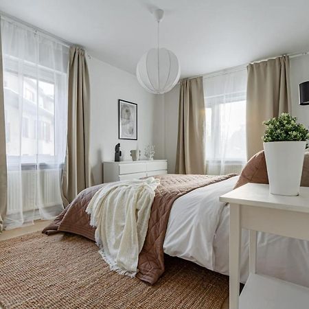 Budget Comfort On Trendy Soedermalm Estocolmo Exterior foto