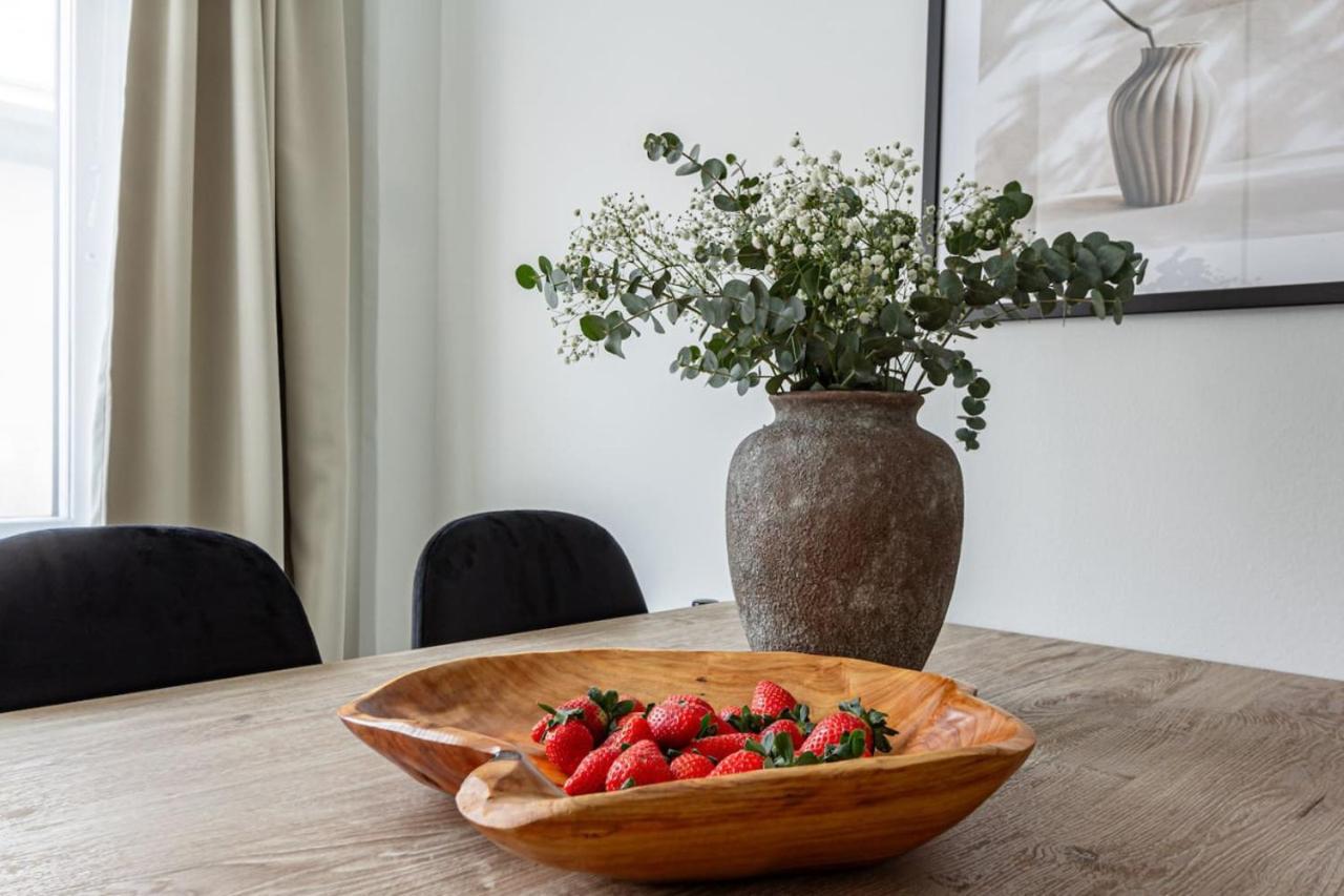 Budget Comfort On Trendy Soedermalm Estocolmo Exterior foto