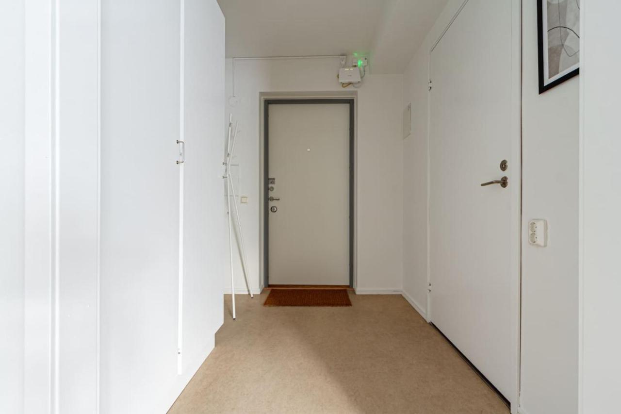 Budget Comfort On Trendy Soedermalm Estocolmo Exterior foto